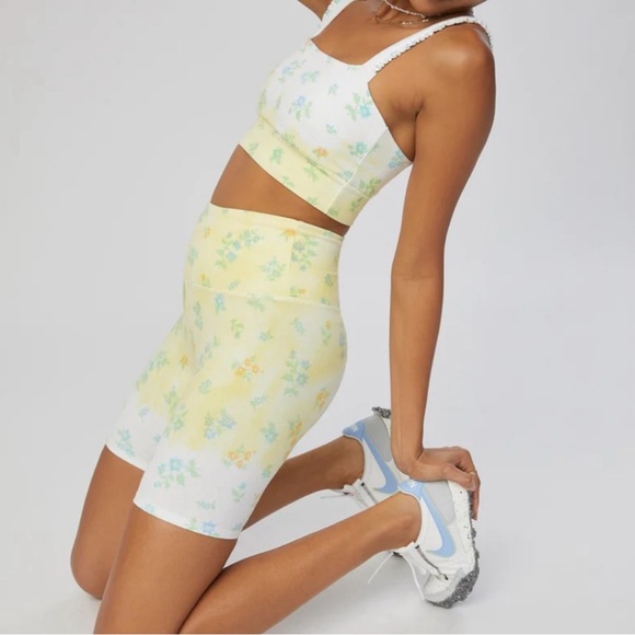 Sincerely Jules x Bandier The Bryn Lifestyle 7” Biker Shorts & Matching Bra set - Picture 5 of 13